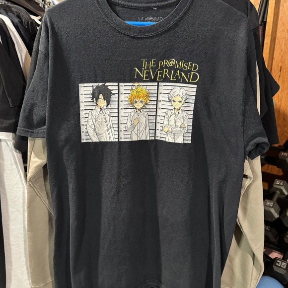Crunchyroll Other - Promised Neverland - Preloved size Large